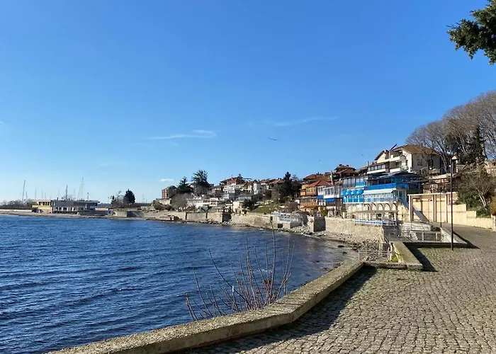 Stella Polaris 2 Sunny Апартаменты *